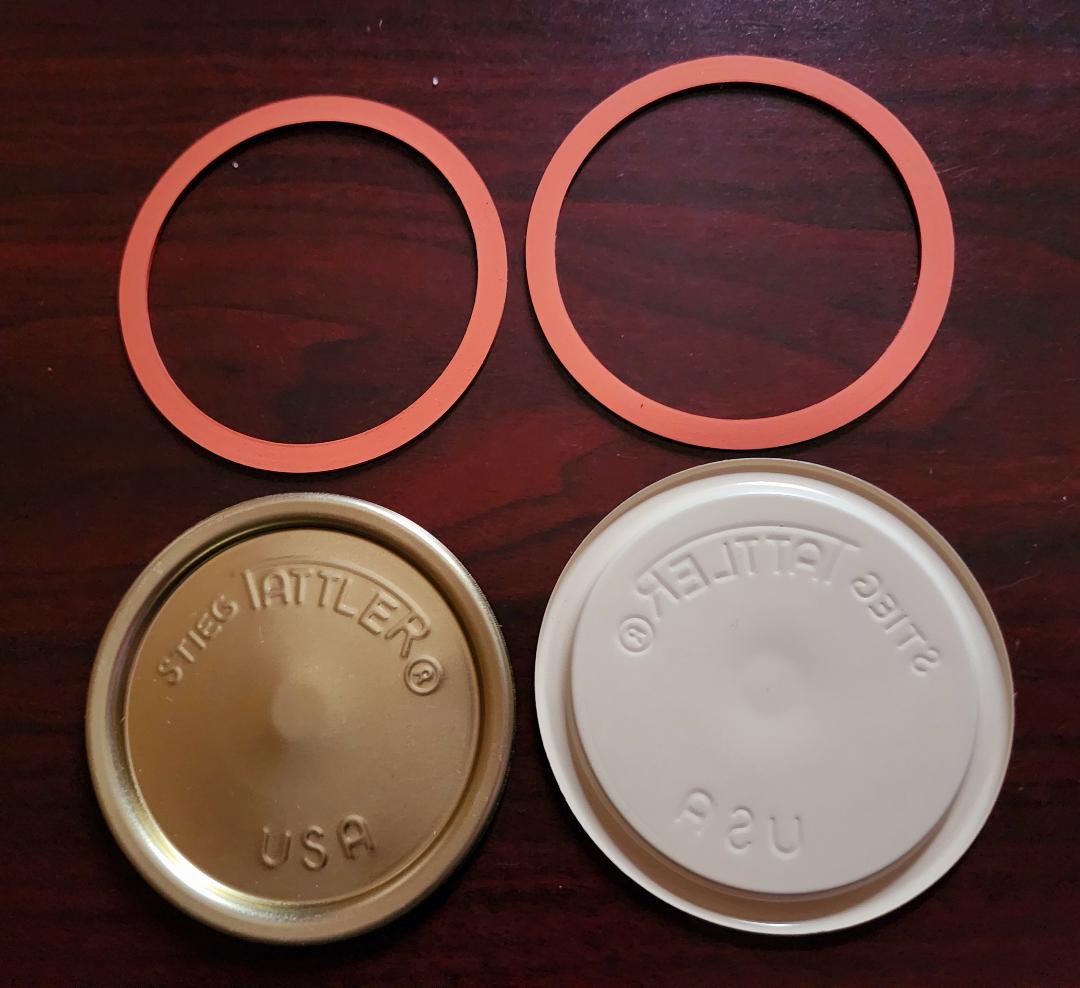 item 11] 50 Count Seal-Loc DISPOSABLE Regular Mouth Metal Lids With Rubber Rings
